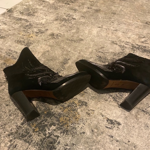 Donald J. Pliner Quiva Sequin Booties Size 7.5 - Picture 2 of 6